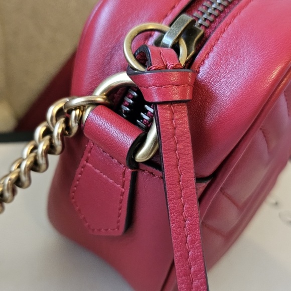 Gucci Marmont Mini Crossbody Bag - Picture 4 of 11